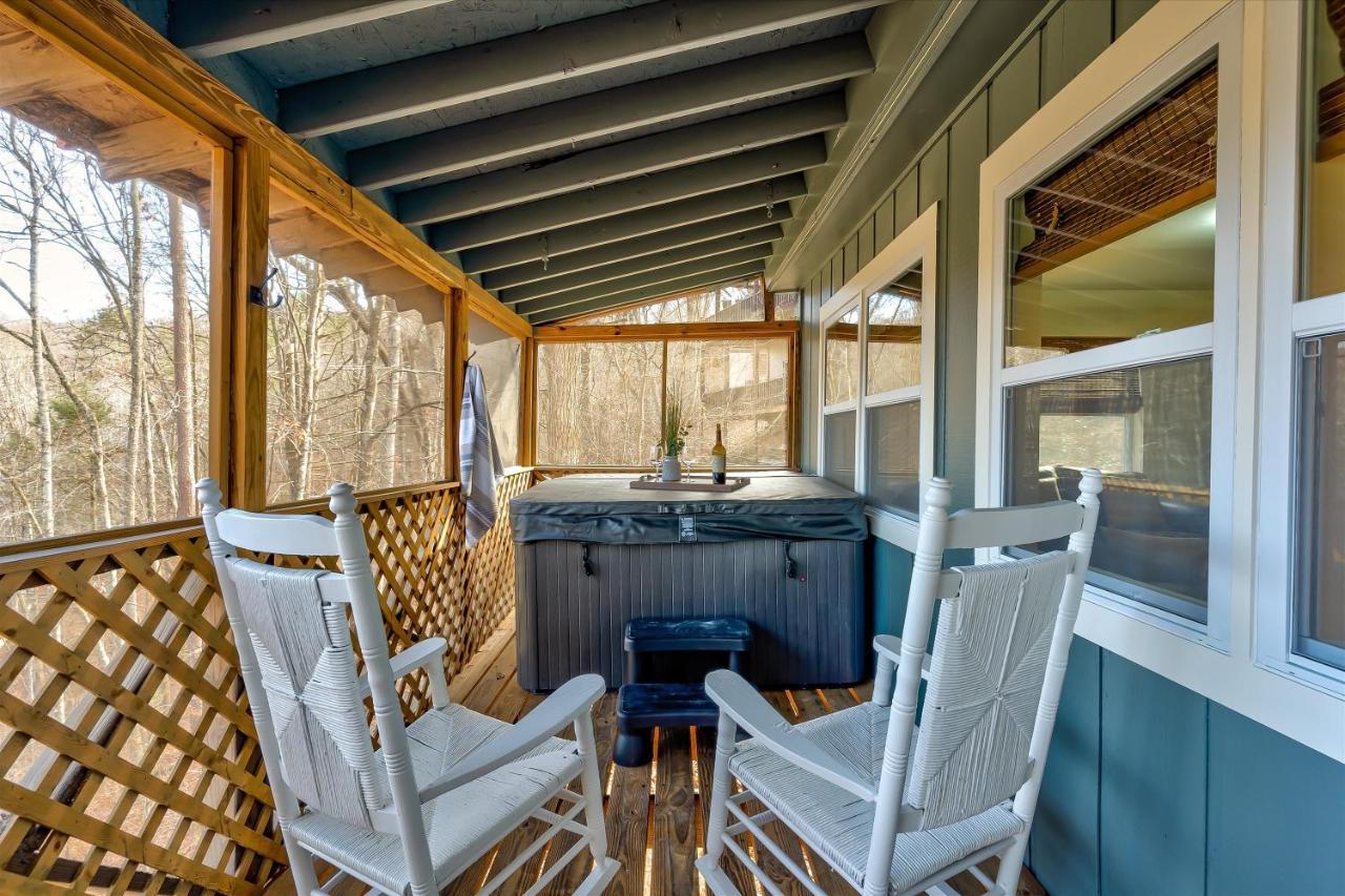 The Pet Friendly Cub Cabin 세비어빌 외부 사진